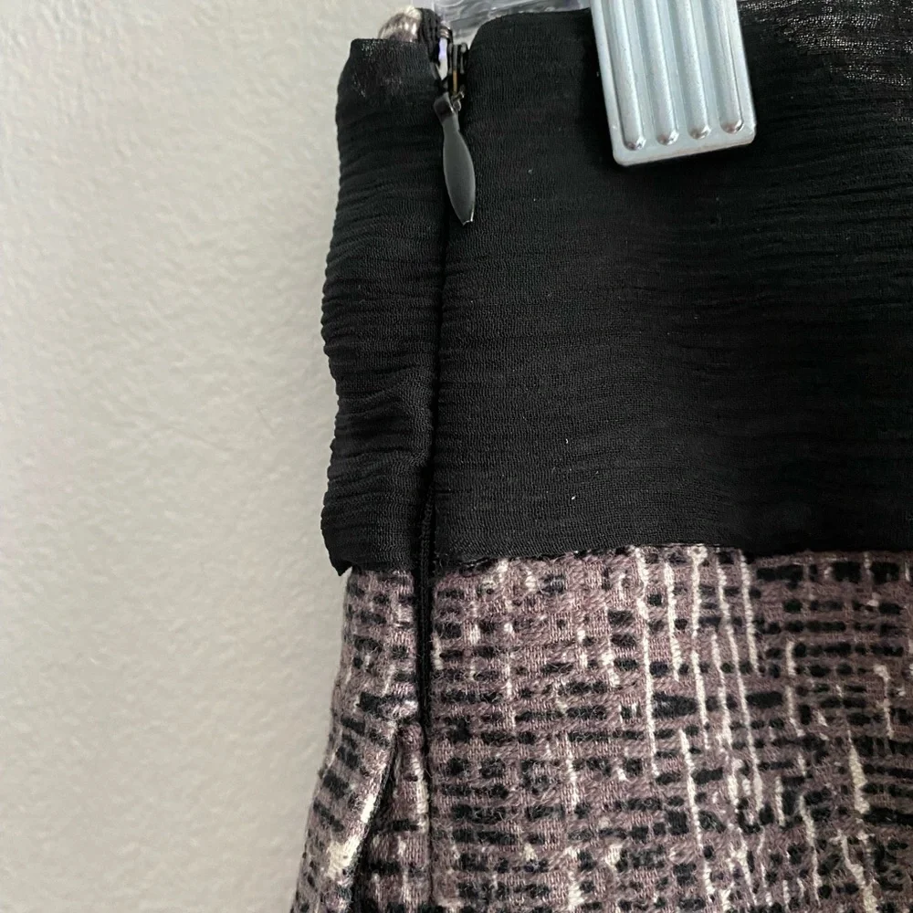 CLUB MONACO tweed mini skirt with black tie sash size 4 like new